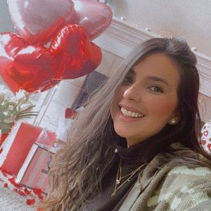 Meet your Posher, Paola